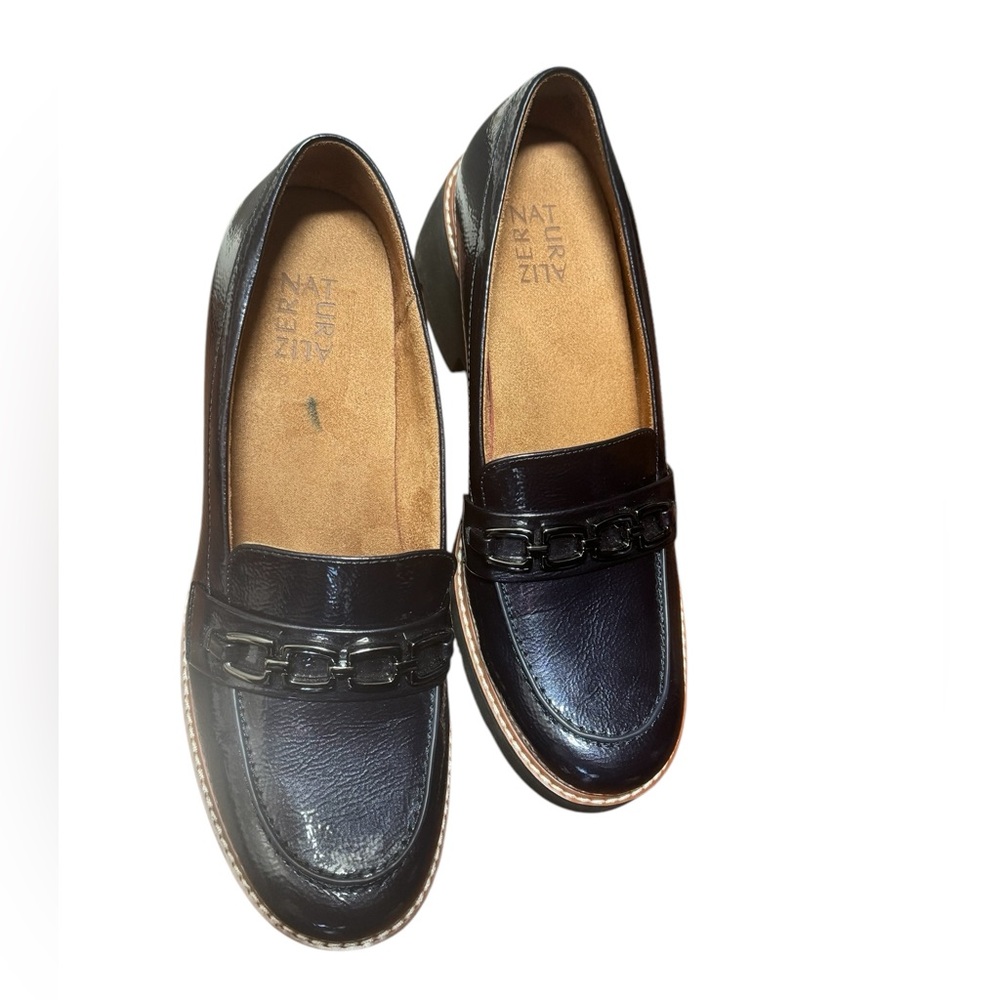 Naturalizer Women's Cabana Lug Sole Loafers - Picture 2 of 7